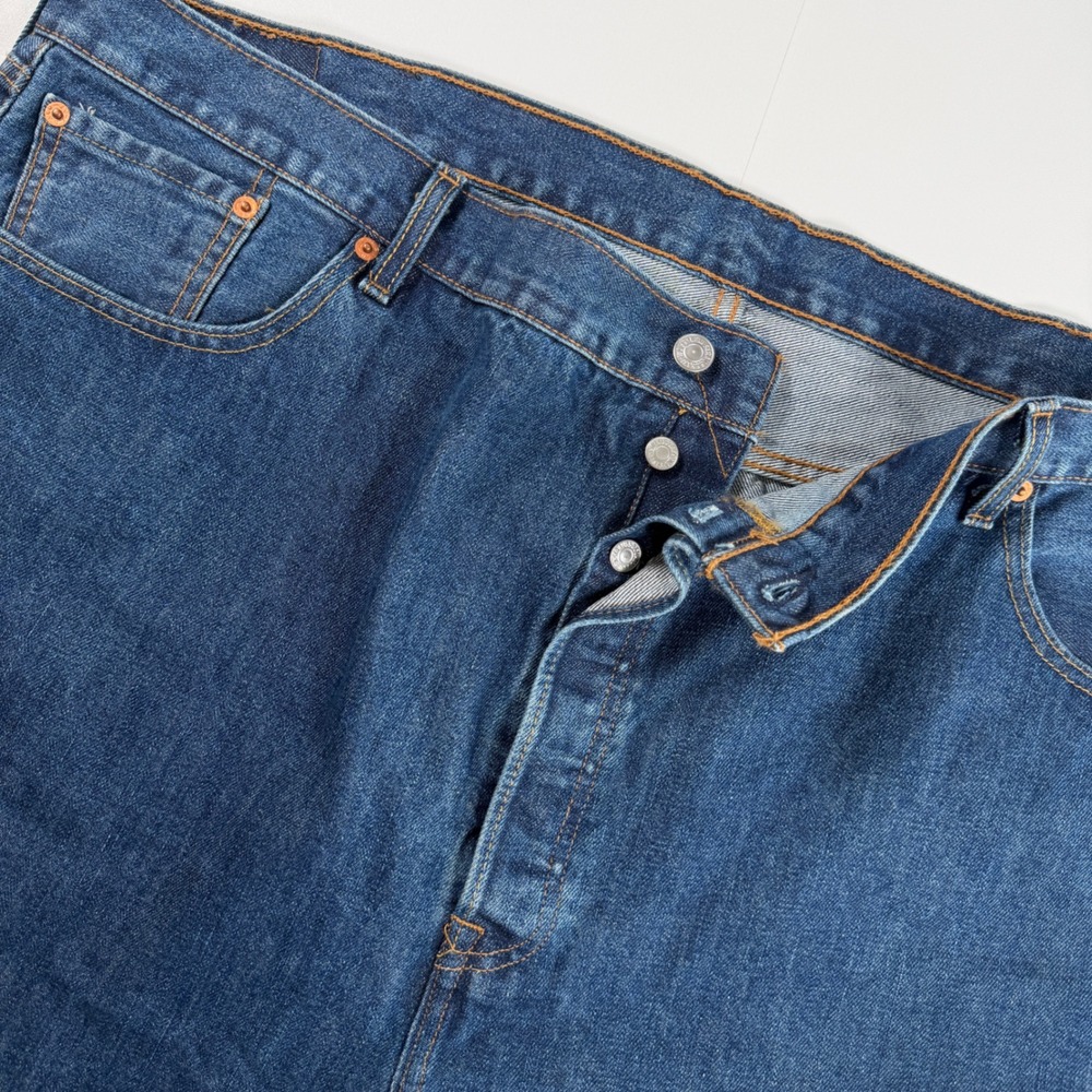 Levis 501 Original Fit Men 48x30 Medium Wash Blue Straight Leg Button Fly Jeans
